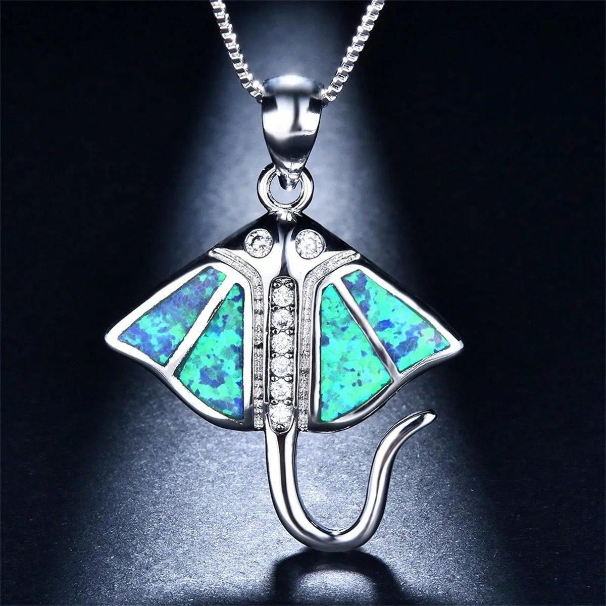 Bohemia Cute Sea Jellyfish Pendant Necklace For Women Charm Crystal Blue Imitation Opal Necklace Wedding Party Jewelry Gift