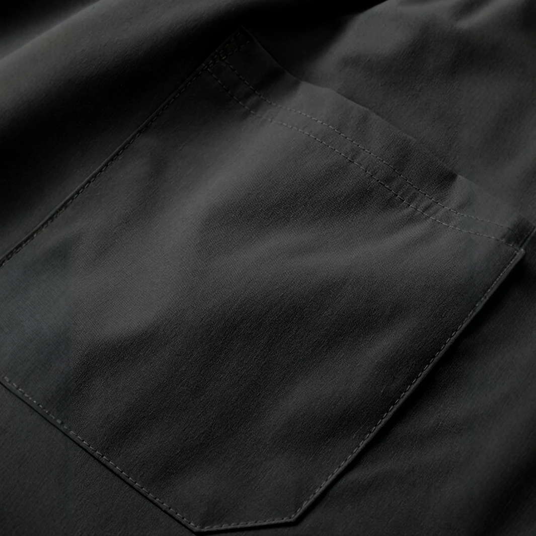 Lässige Sommershorts für Herren mit Taschen – Schwarz, elastischer Bund, Kordelzug, Polyester, zweilagiges Design, leicht und atmungsaktiv