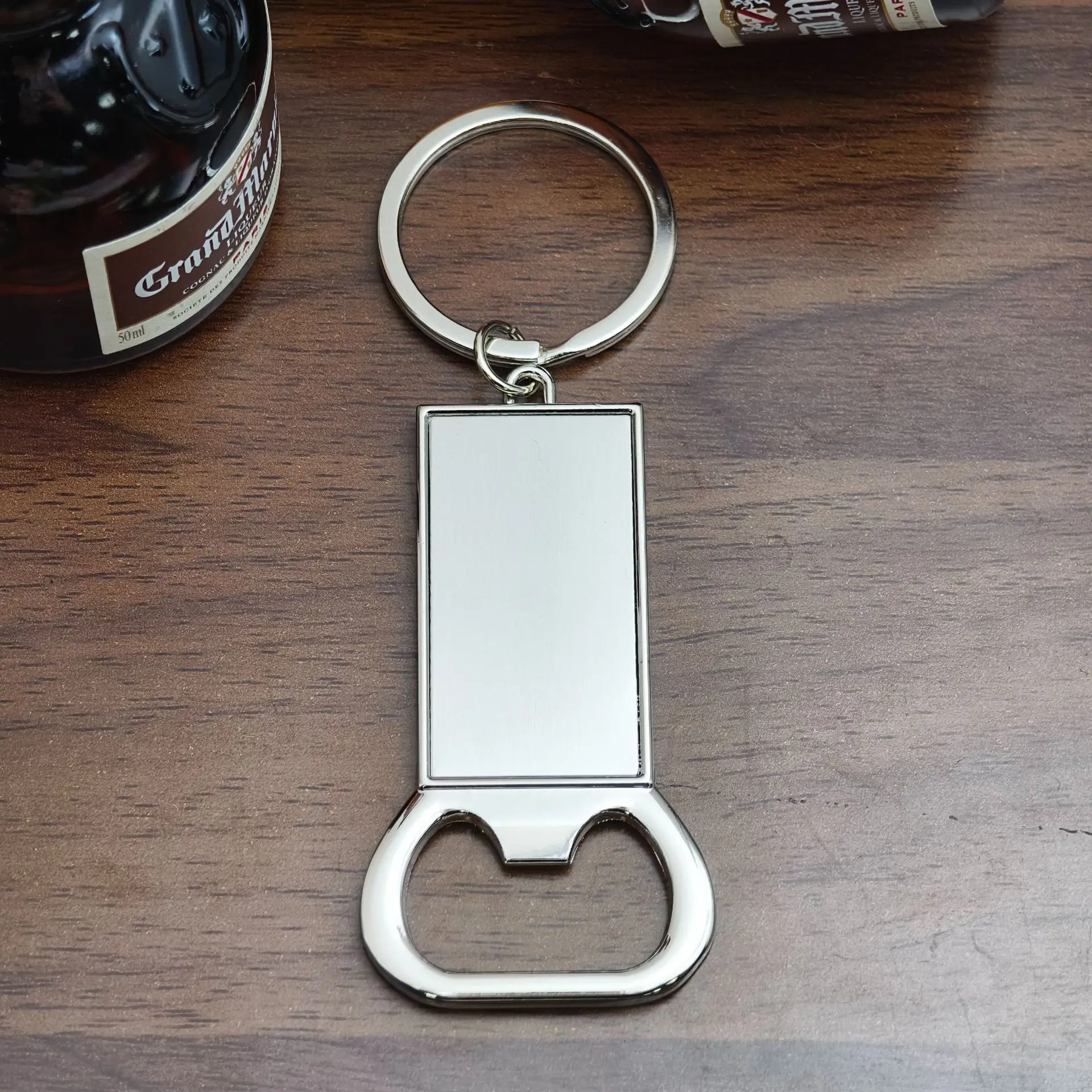 Personalisierter Metall-Flaschenöffner als Autoschlüsselanhänger, Motorrad-Taschenanhänger, Exquisiter Bier-Glücksbringer, DIY Minimalistischer Anhänger, Geschenk für Männer – Detail 21
