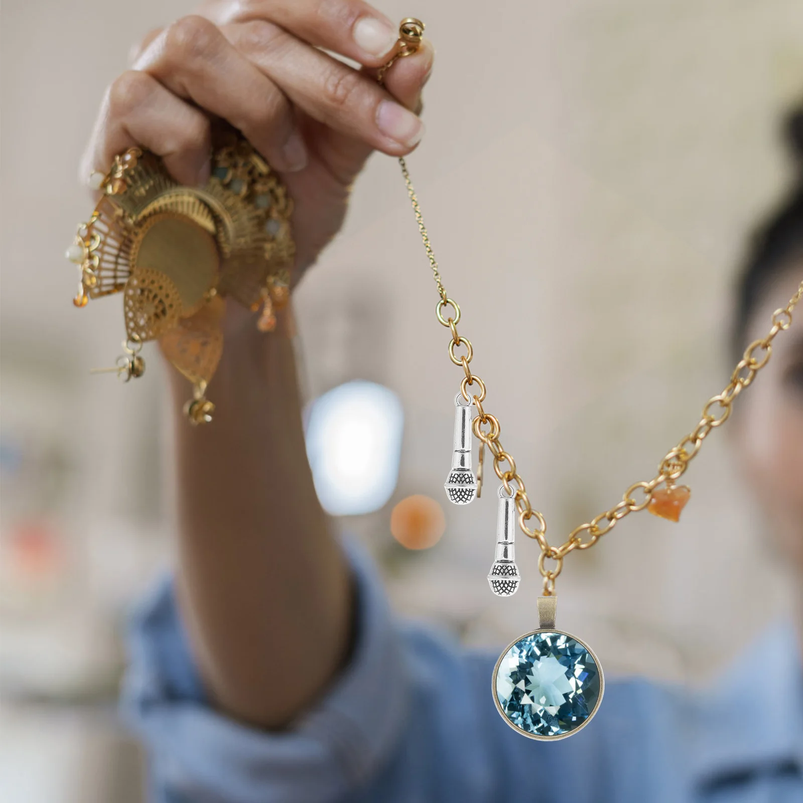 

20Pcs Microphone Pendant Charms Silver Alloy Miniature Music Charms for DIY Bracelets Necklaces Keychains