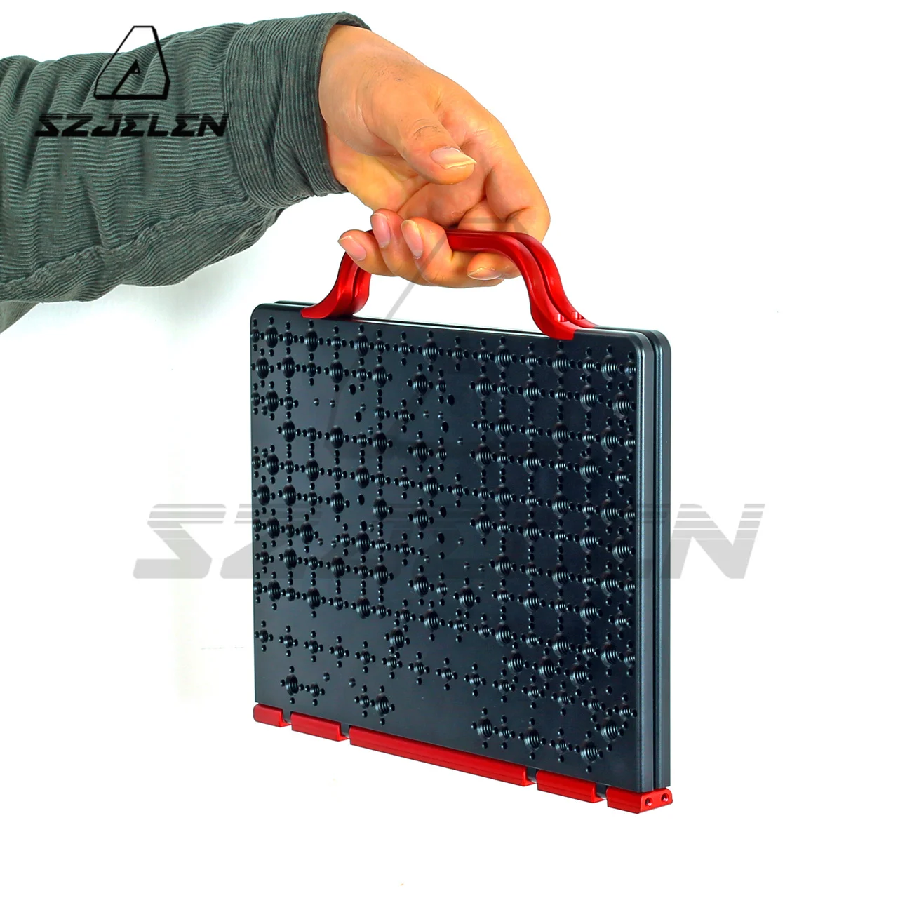 

Плата питания аккумулятора с V-образным креплением можно установить с передачей изображения и панелью поддержки монитора D-TAP Женский распределитель