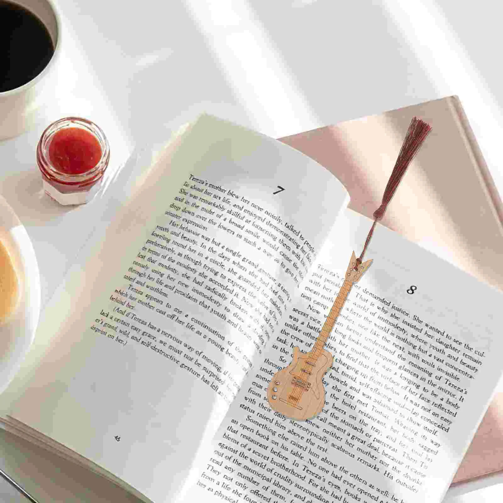 5 Retro Musical Bookmark Bamboo Guitar Bookmarks Reading Vintage Tassel Design Shape Markers for Women