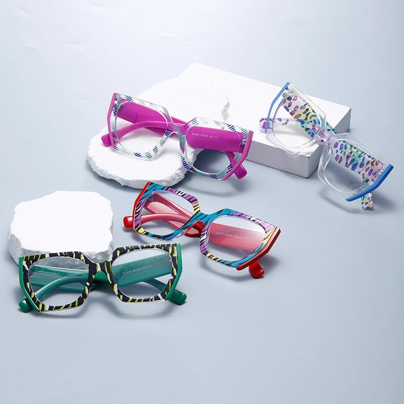 1 pieza imprescindible para chicas a la moda! Elegantes gafas de montura grande para mujer con bloques de color, lentes sin prescripción (grado cero), una herramienta mágica que hace que tu rostro se vea más pequeño sin maquillaje, versátiles para uso dia