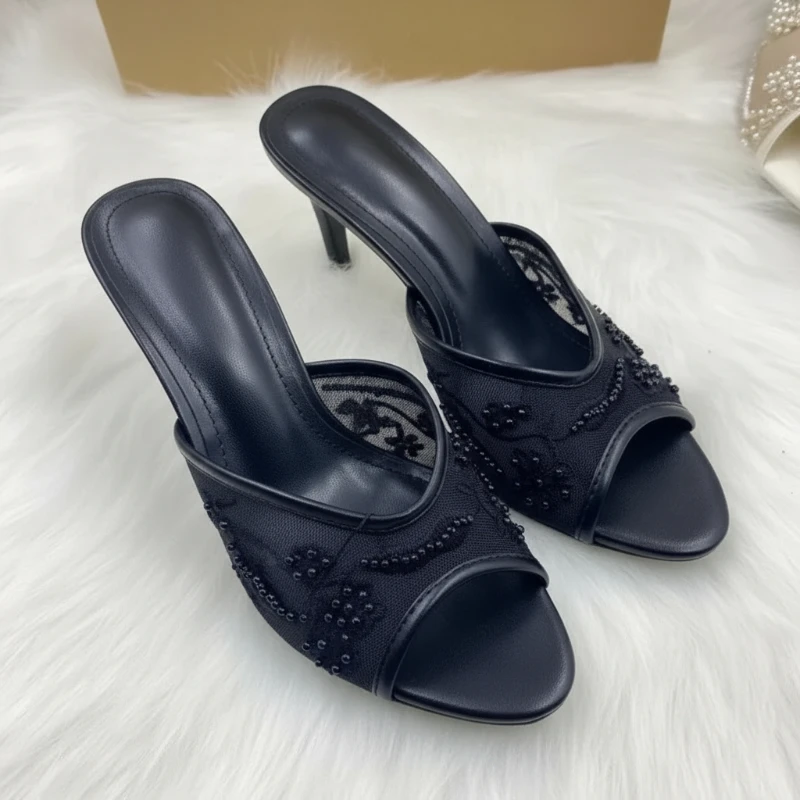 

2025 женские сабо, черные шлепанцы с вышивкой из бисера/сетчатые тапочки на высоком каблуке/вечерние туфли с открытым носком/сандалии для свадебной вечеринки