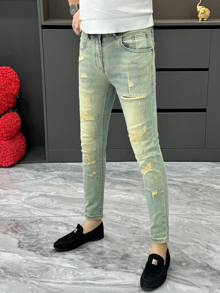 

Мужские рваные джинсы скинни, молодежная повседневная одежда, брюки со средней высокой талией и девятью очками, износостойкие маленькие прямые брюки