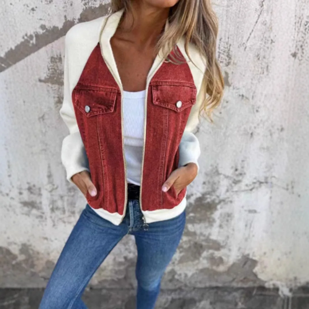 سترة نسائية من قماش الدنيم المرقعة موضة ربيع 2025 معطف متعثر كبير الحجم مع زر إغلاق (جاهزة للشحن)