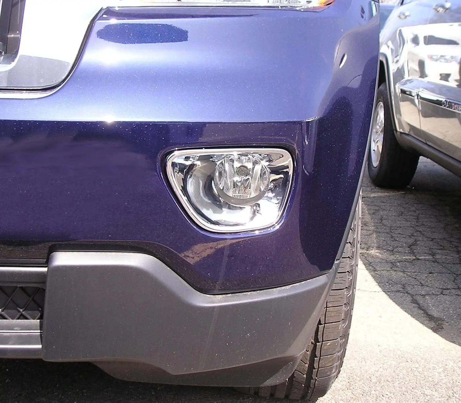 

Chrome Front Fog Light Cover for 2011-2013 Jeep Grand Cherokee Best Value Parts