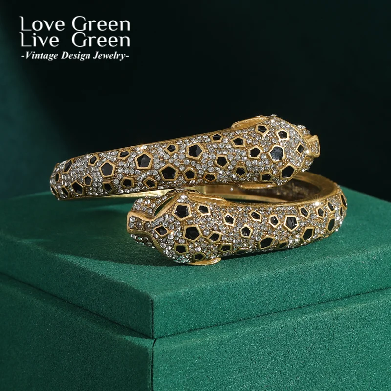

Vintage Bangle Leopard Bracelet For Women Green Eye Black Shape Stone Antique Gold Color Accessories Luxury Designers Jewelry