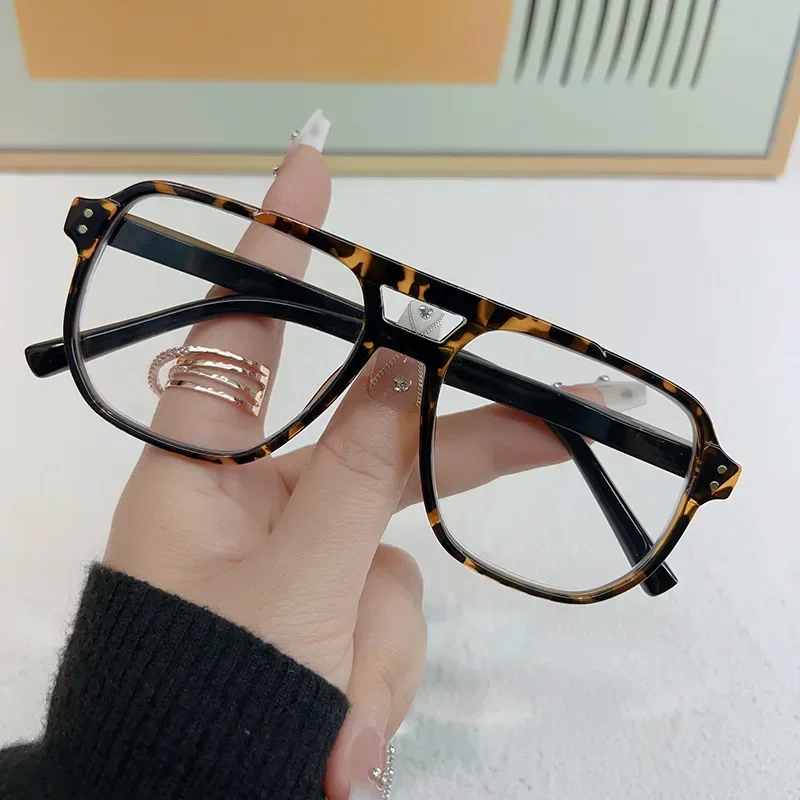 1,0 bis 4,0 Doppels trahl Presbyopie quadratische Lesebrille Anti Blaulicht und Anti-Ermüdung brille HD Herren Brille