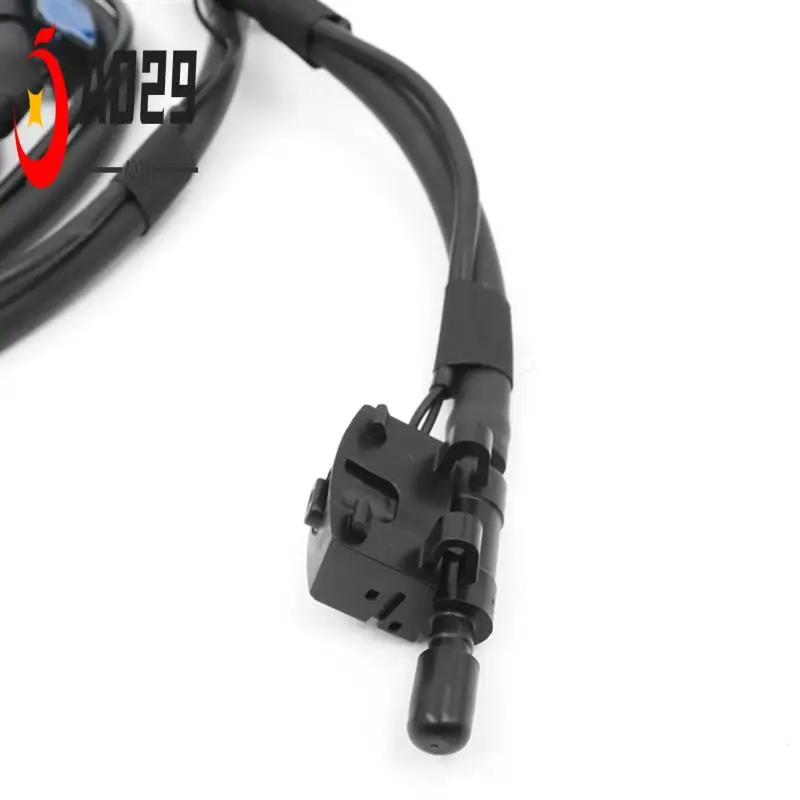 

A029-Windshield Nozzle Hose For Mercedes Benz W176 C117 W117 Washer Nozzle Assembly