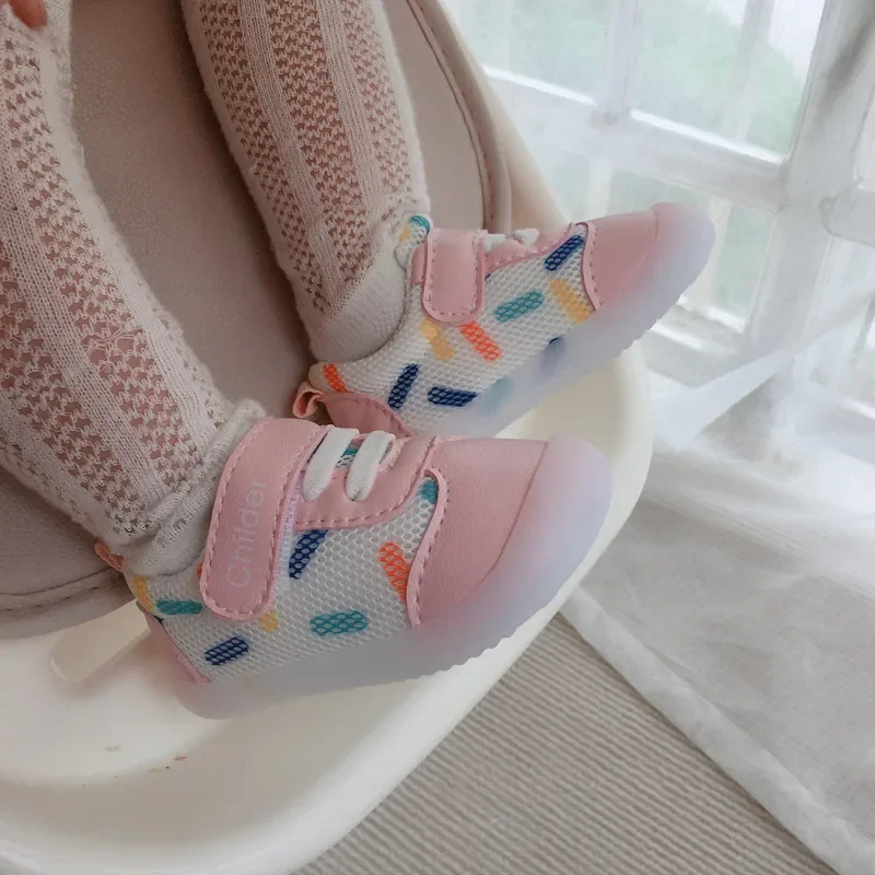 Jungen/Mädchen Baby Wanders chuh 2023 Frühling/Herbst neu 0-2 Jahre alter Schuh weiche Sohle Mesh atmungsaktiver Babys chuh nackter Schuh bebê GROSS ANTEURS ية