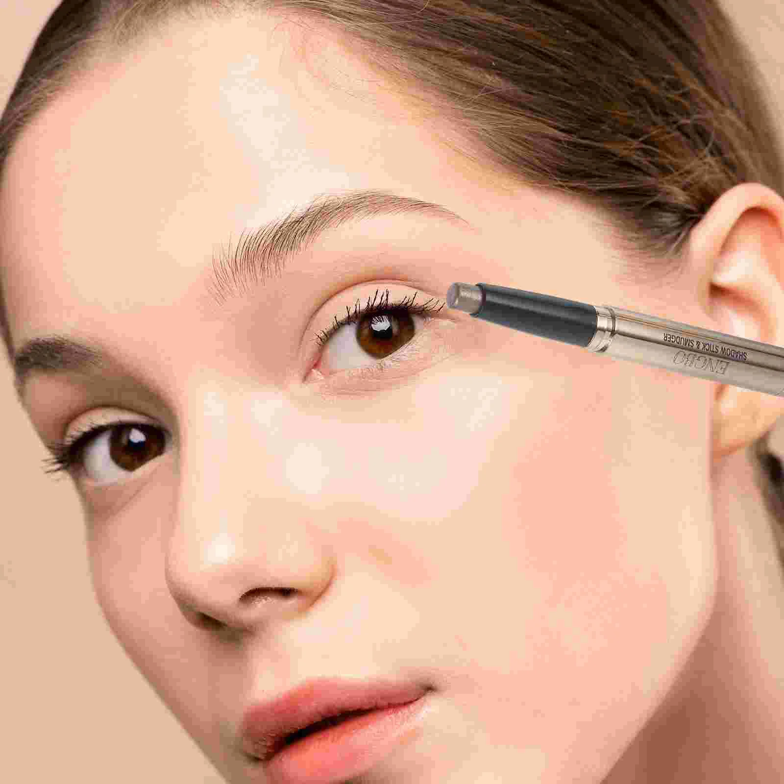 Dual End Eye Shadow Brush para Mulheres, Maquiagem Caneta, Aplicação De Precisão, Vara