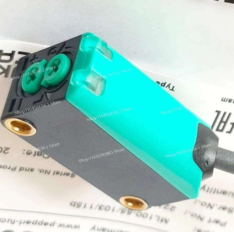 ML100-8-H-350-RT/102/115 Photoelectric Switch 9555-1000/103-200-W76B