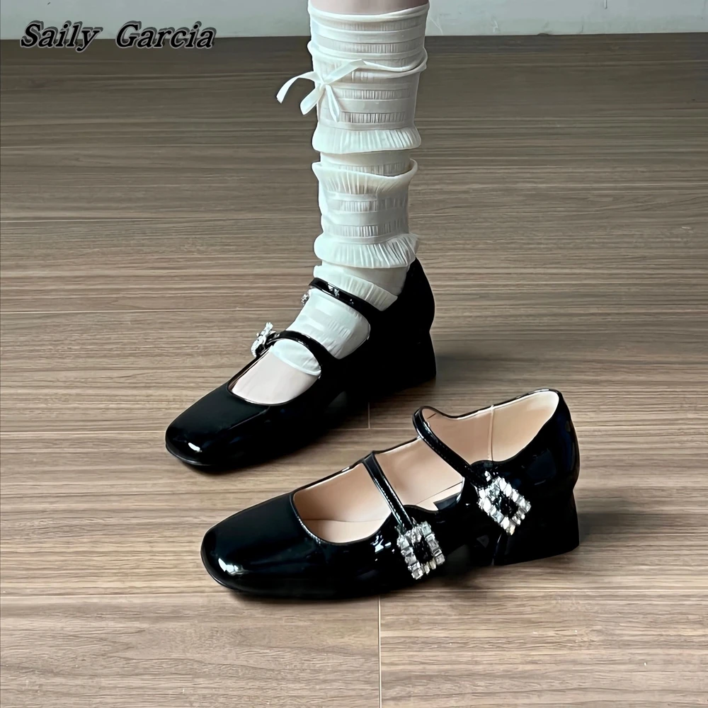 

Glossy Crystal Hollow Buckle Strap Mid Heel Sandals Summer New Fashion Casual Women Shoes Square Toe Shallow Shoes