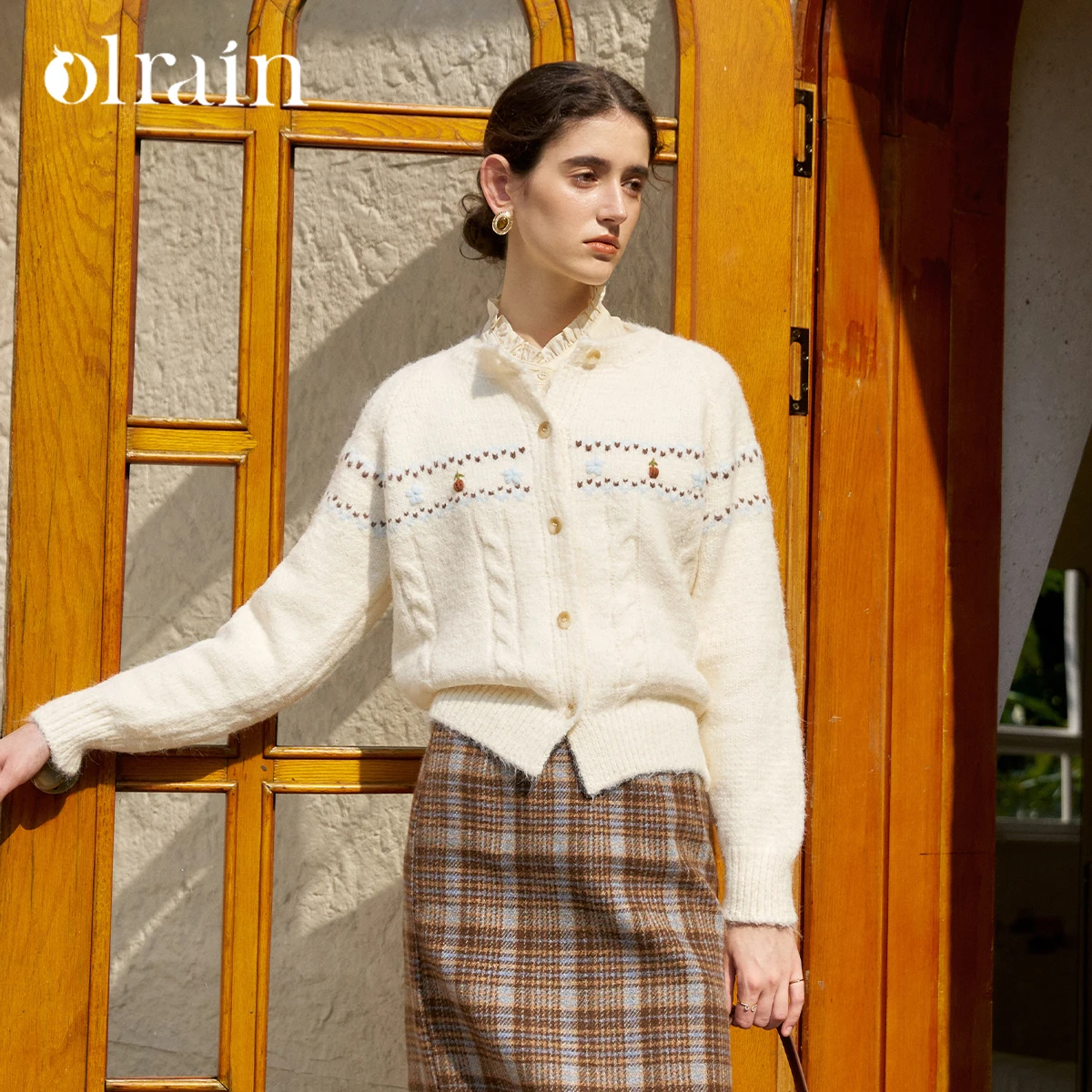 

OLrain Mori Girl Style Cardigan for Women 2025 Autumn Soft Sweater Vintage Embroidery Spliced Button Corpped Knitwear O56DM95220
