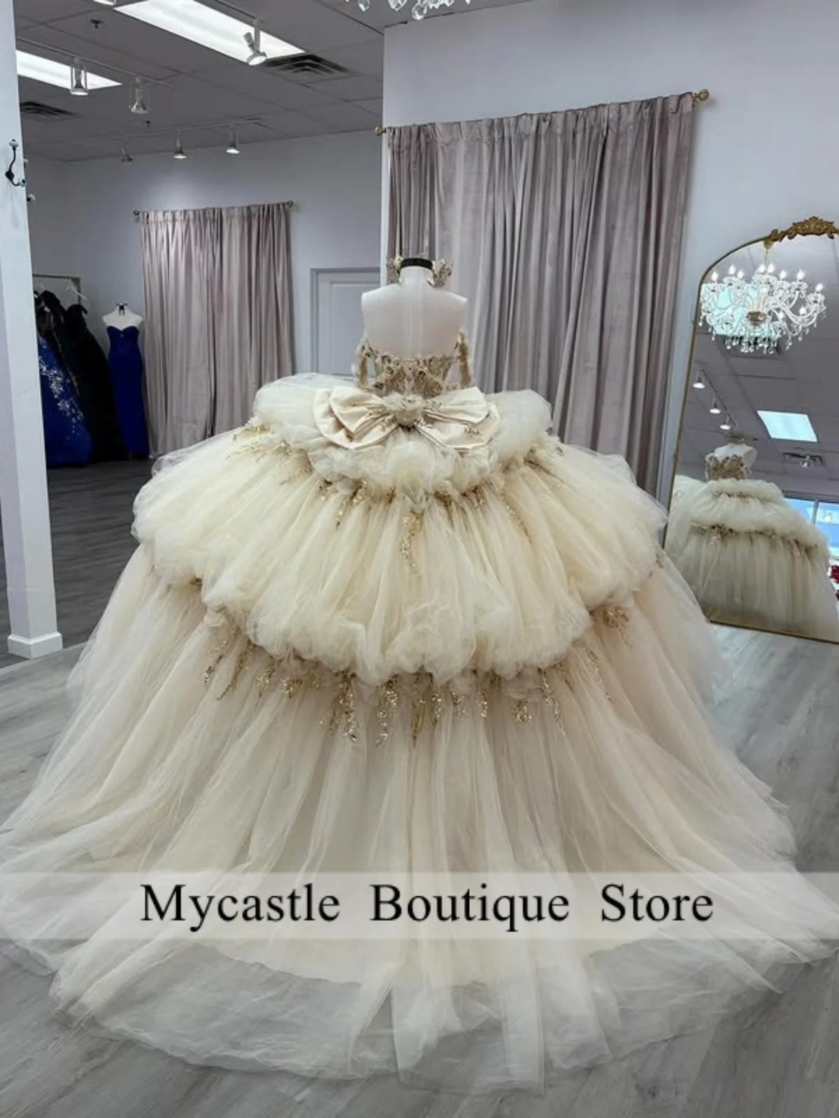 New Design Beige Tulle Ball Gown Gold Appliques Princess Quinceanera Dresses 2025 Tiered Corset Off Shoulder Birthday Dress