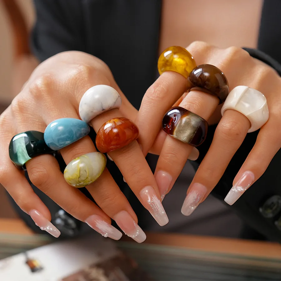 

Retro Candy Color Resin Oval Geometric Ring Faion Simple Elegance High-End Feeling Index Finger Ring Women's Jewelry