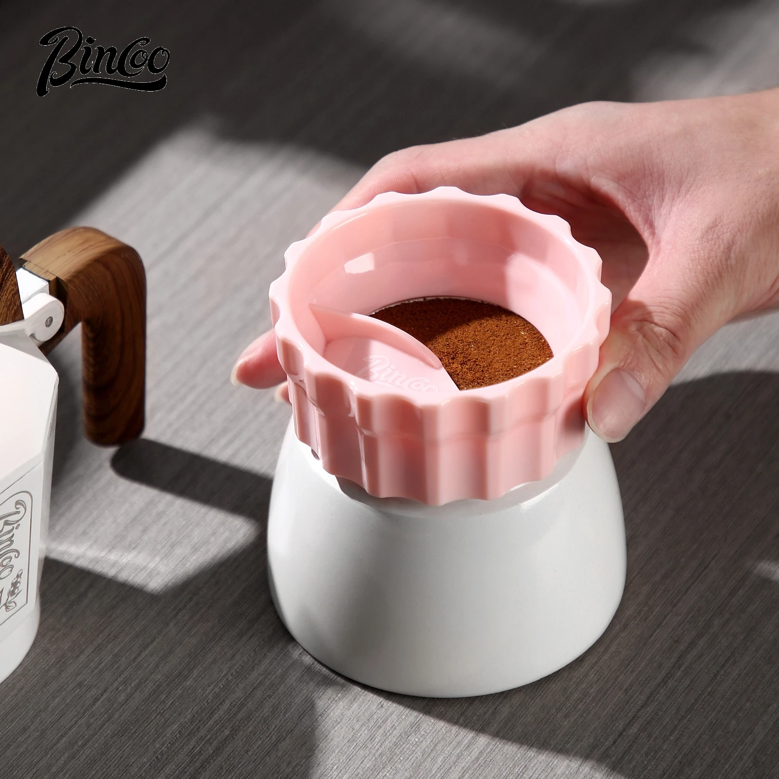 

Bincoo Pink Black Coffee Distributor for Moka Pot, Single/Double Valve, Dosing Filler & Leveler, Barista Tool,