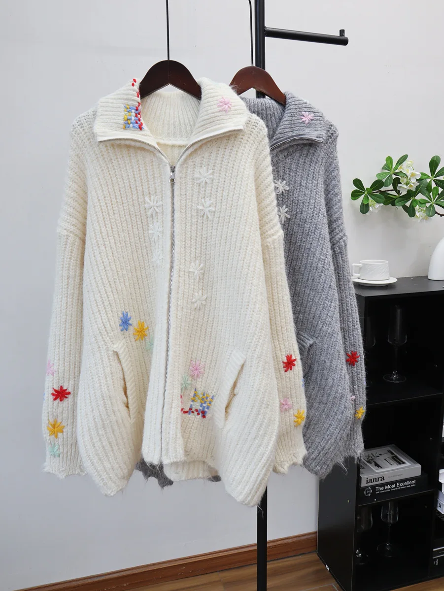 

Свободные кардиганы с милой вышивкой и длинными рукавами, женские весенне-осенние с отложным воротником, свитер в консервативном стиле, вязаные топы