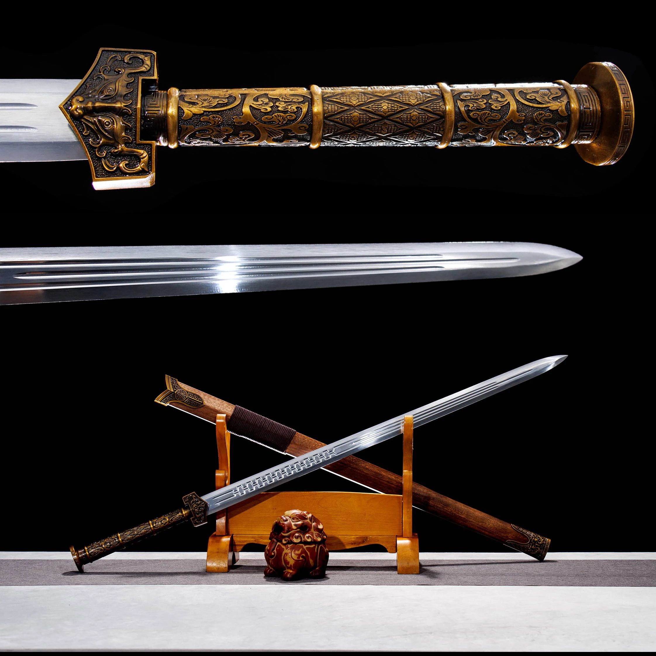 

Medieval Chinese Han sword cosplay battle preparation Sharp carbon steel katana samurai sword weapons Shirasaya Wood Sheath