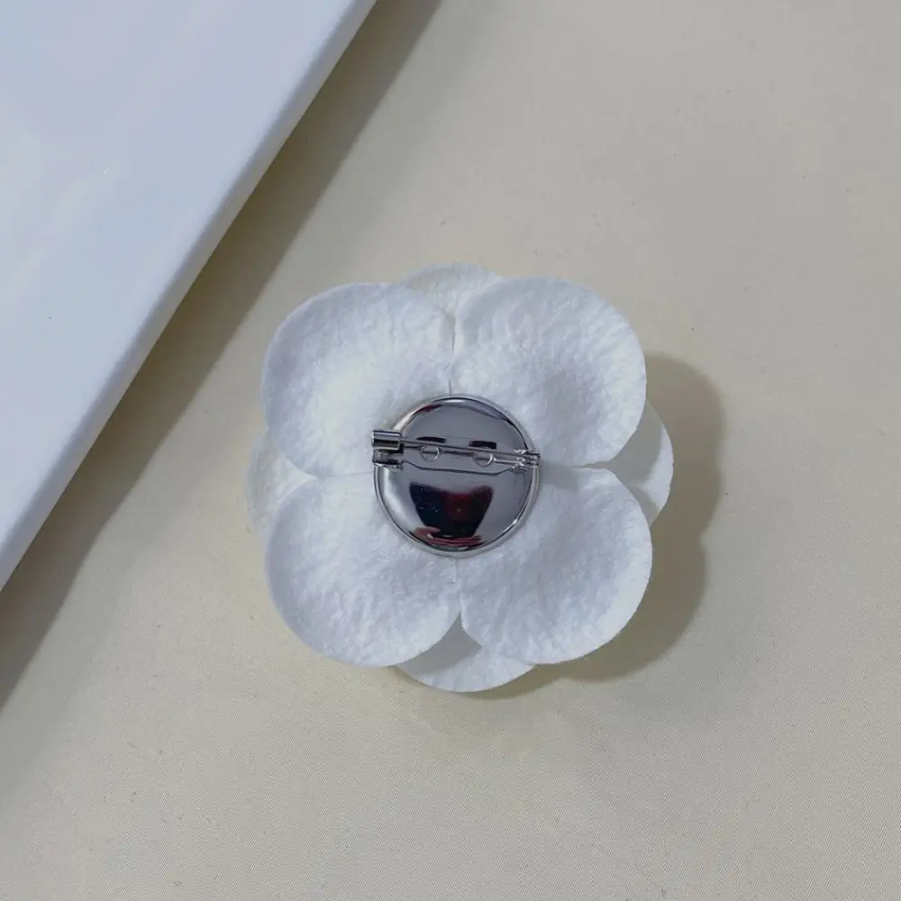 Fabric Handmade Accessories Camellia Flower Brooch Jeweley Gifts Colorful Retro Flower Pins Suit Sweater Coat lothing Decoration