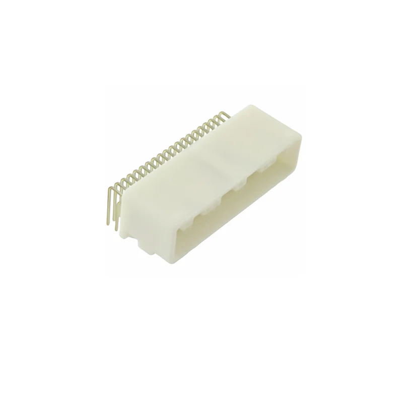 New Connectors 1318384-2 1318384 Automotive Connectors 025 I/O CAP HSG ASY 40P Electronics In stock