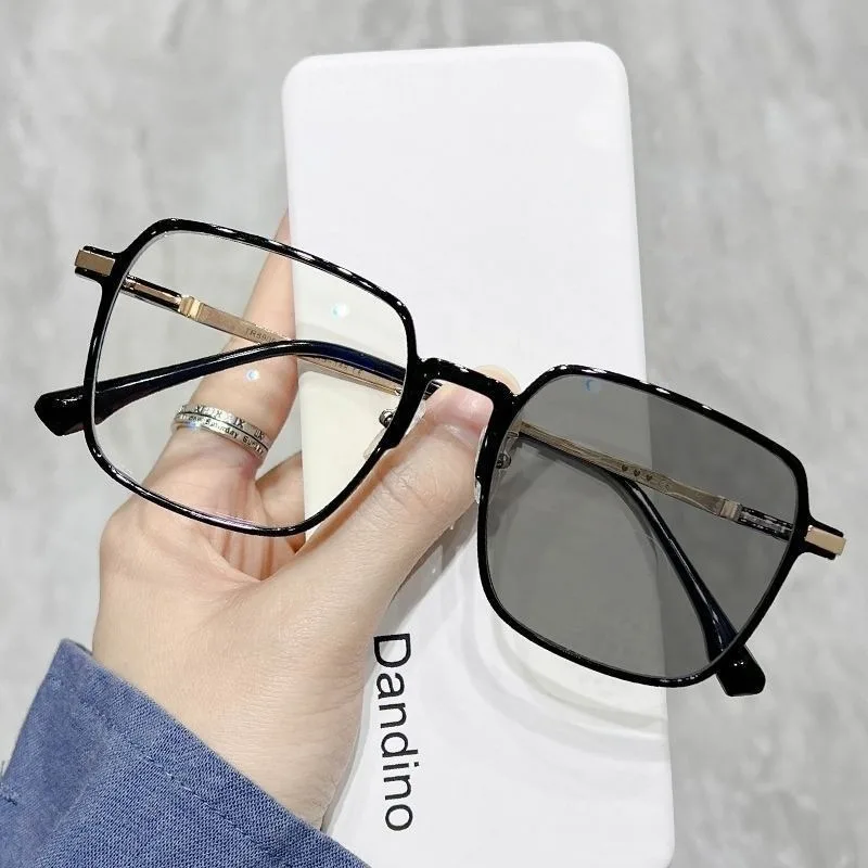 3-in-1 photochrome Lesebrille, progressive multifokale, abgestufte Brille +1,0 bis +4,0, für Damen und Herren, Anti-UV-Farbtöne – Detail 5
