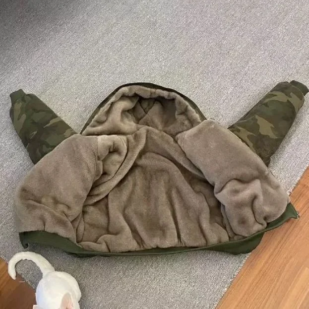 2025年冬スタイル ベルベットフード付き迷彩柄ショートブレッドコート コットンコート アメリカン個性派レトロ厚手暖かい綿コート