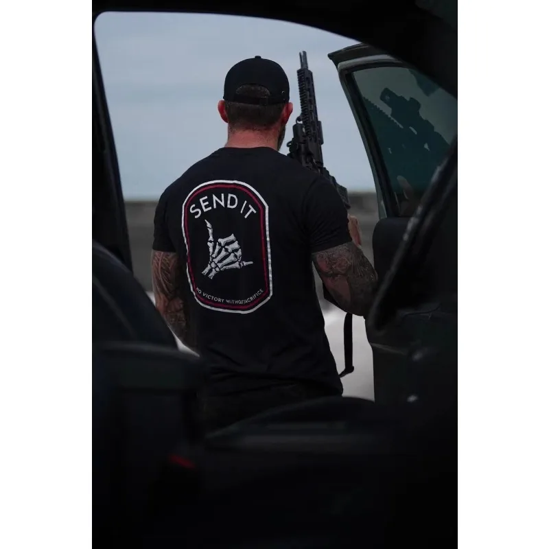 أرسلها تي شيرت بواسطة Savage Tacticians جرافيك تي شيرت للجنسين الرجال النساء الصيف كم موضة العلامة التجارية الفاخرة عادية خمر ريترو