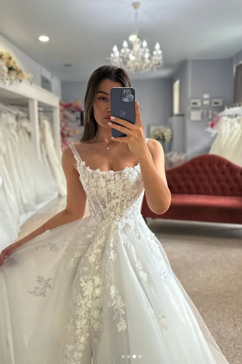 Jessica Lace Embroidery Evening Dresses Gorgeous White Prom Dresses  Side Slit Tulle For Women Wedding Party Dress Customized