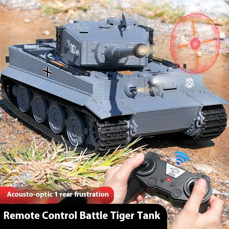 لعبة دبابة نمر RC 1/24 مع مسارات واقعية على طراز الحرب العالمية الثانية برج دوار تأثيرات الصوت والضوء أصدقاء الوالدين والطفل متعة المعركة