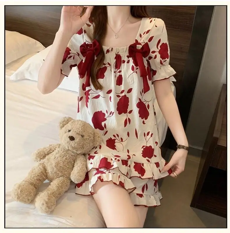 

Новая летняя женская пижама: шорты с коротким рукавом и вставками для груди, милая и удобная домашняя одежда, которую можно носить и на улице.