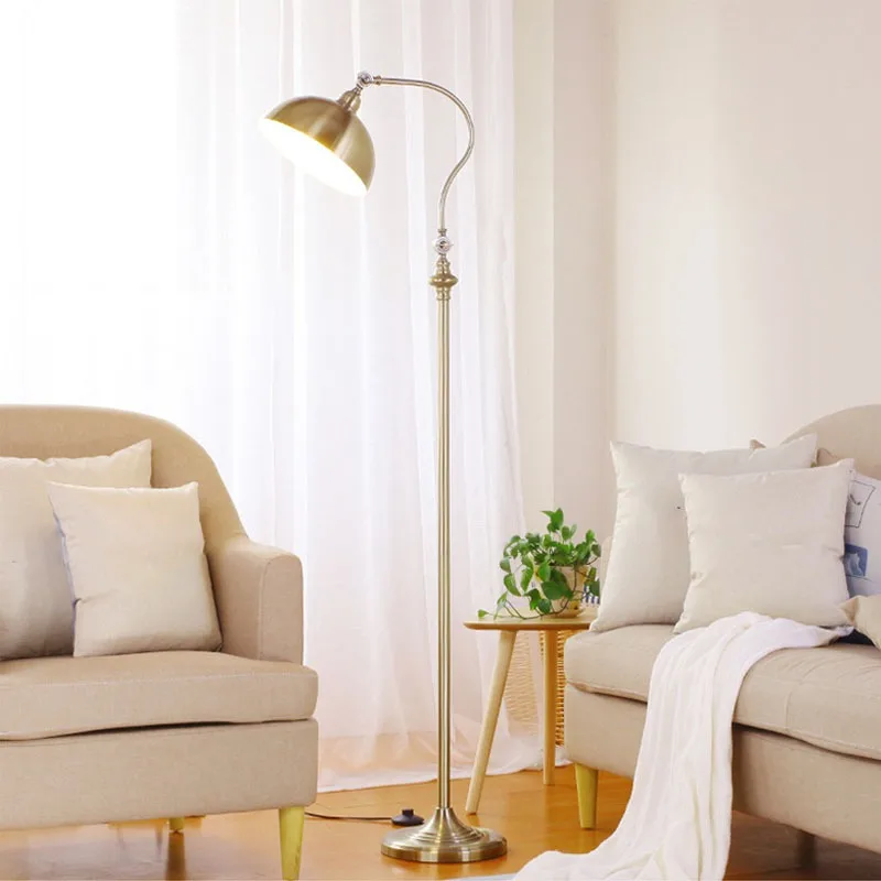 

Сельский ретро американский торшер из имитации меди, гостиная, спальня, кабинет, вертикальная настольная лампа, европейские и американские стандарта
