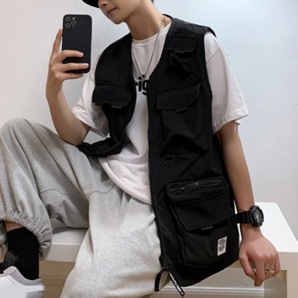 

Пляжный отдых на свежем воздухе Зеленый мужской жилет-карго Жилет без рукавов с несколькими карманами Дизайн с V-образным вырезом Подходит для отпуска