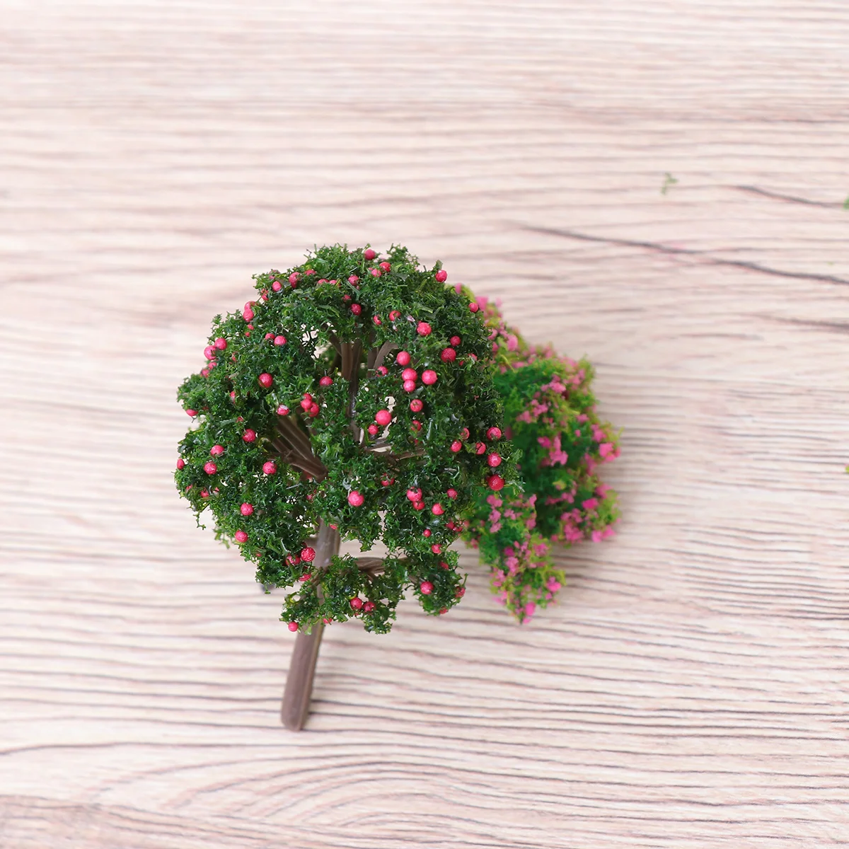 

2Pcs Fake Mini Peach Tree Plastic Decor Realistic Trunk Green Leaves Landscape Scenery Gift Friends Colleagues
