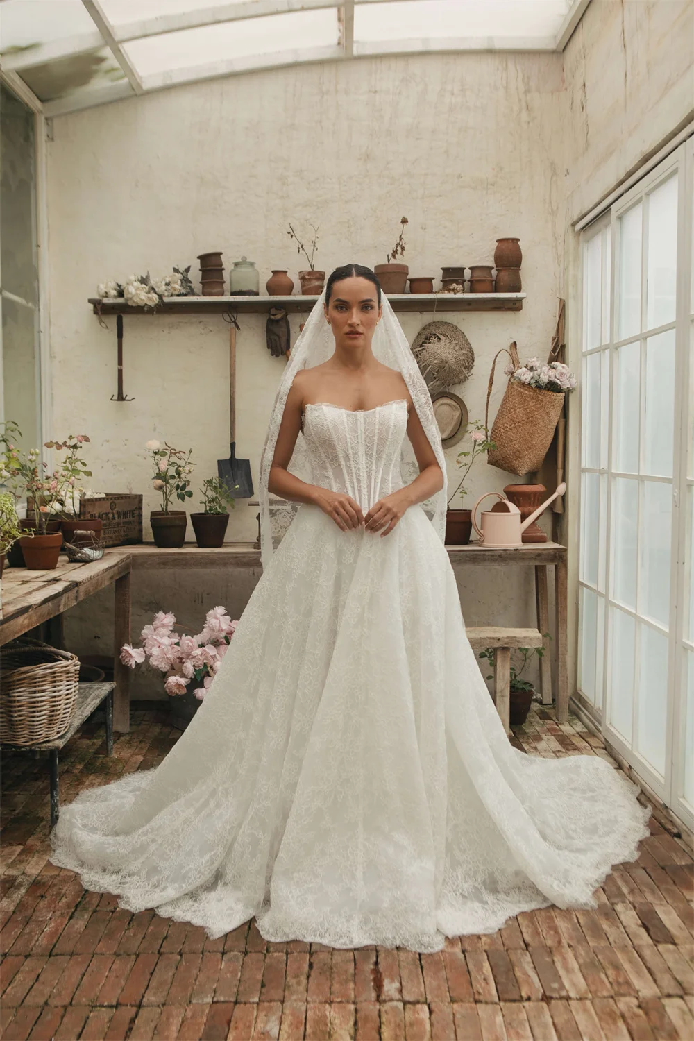 Tokyo Strapless Full Lace Corset Wedding Dress Elegant Ball Gown Bridal Gown Luxury Formal Evening Reception Princess Dress 2026