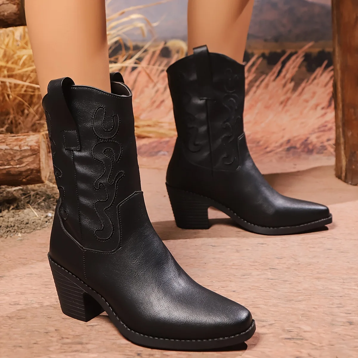 

Retro Pointed-Toe Western Cowboy Boots Thick Heel British Style Embroidered Mid-Calf Knight Leather Boots Versatile Knight Boots