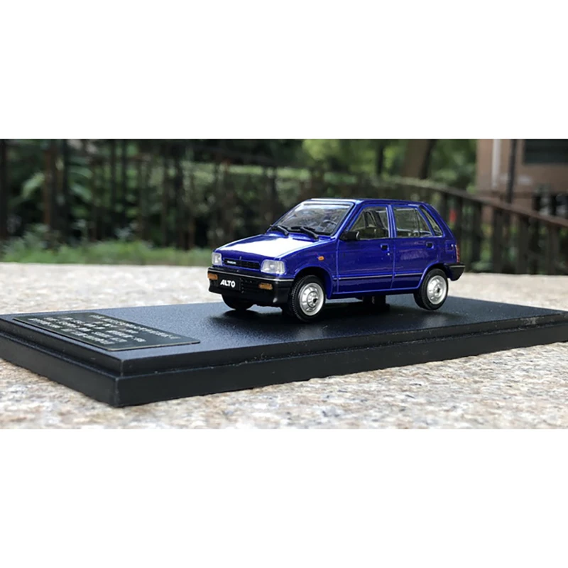 Diecast Alloy 1:43 Changan Suzuki Alto Second Generation Car Model White Blue Adult Classic Collection Gift Display Souvenir