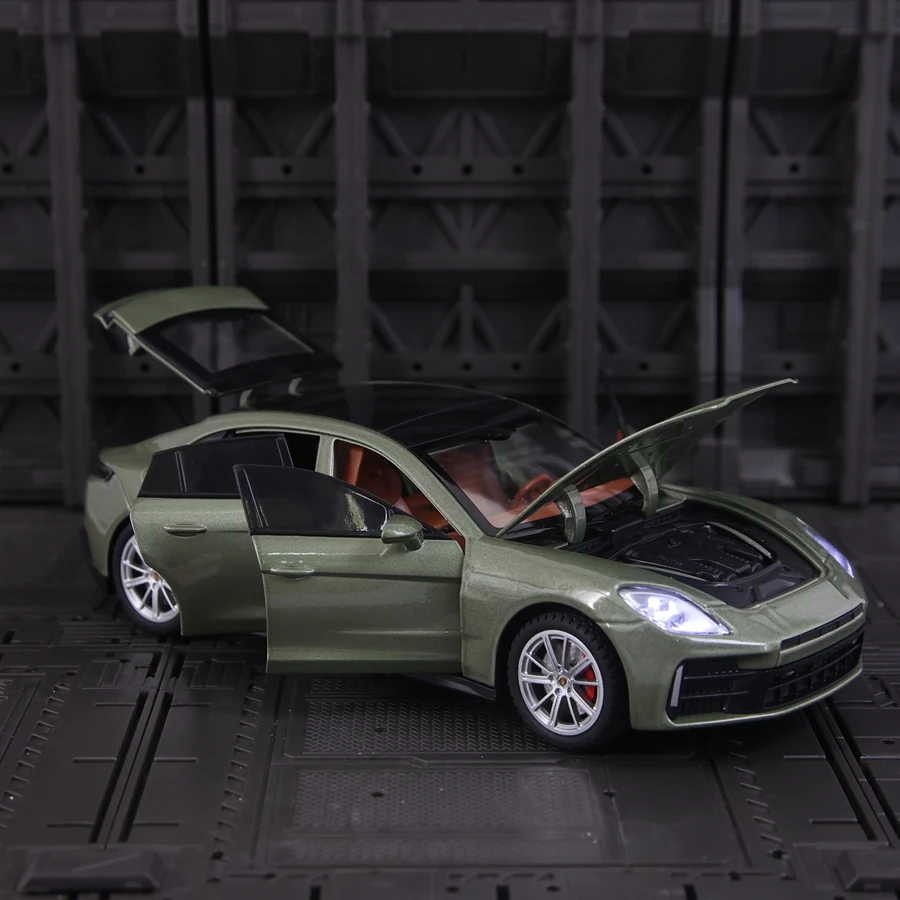 1:24 Simulate Porsche Panamera alloy car model, collect car doors that can be opened with sound and light, supercar ornaments