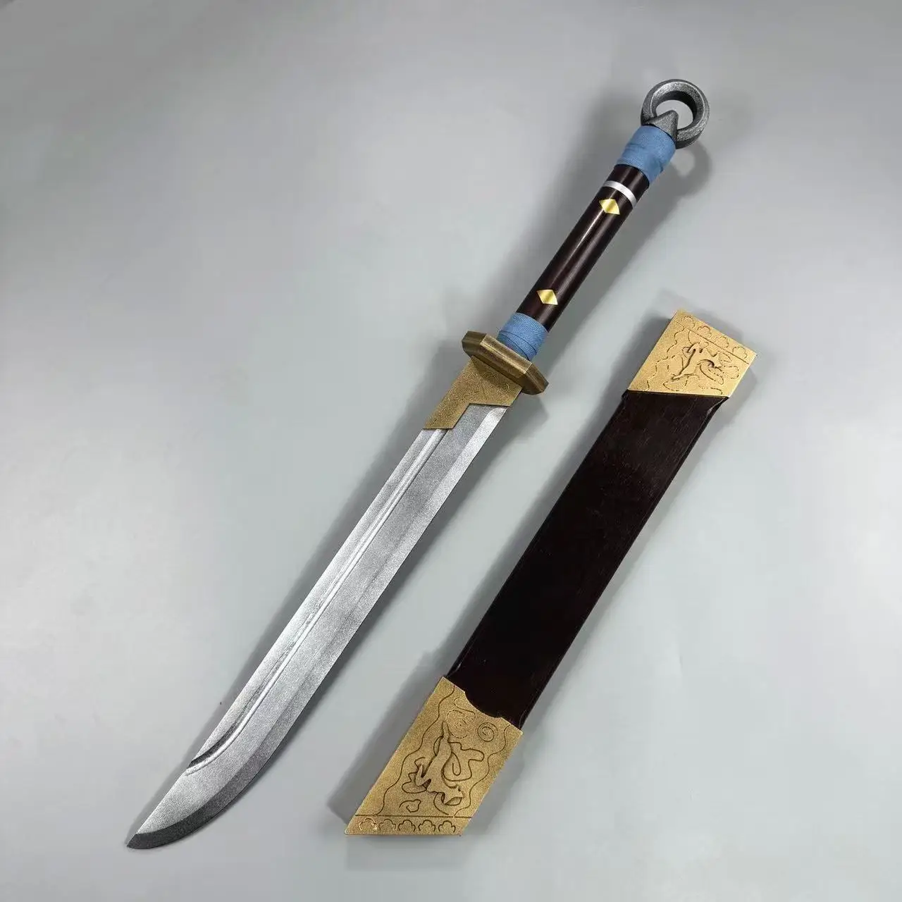 Drie uur 's ochtends Zwaardwapens Spel waar de winden samenkomen Cosplay Prop Halloween Kerst Fancy Party Kostuumaccessoires