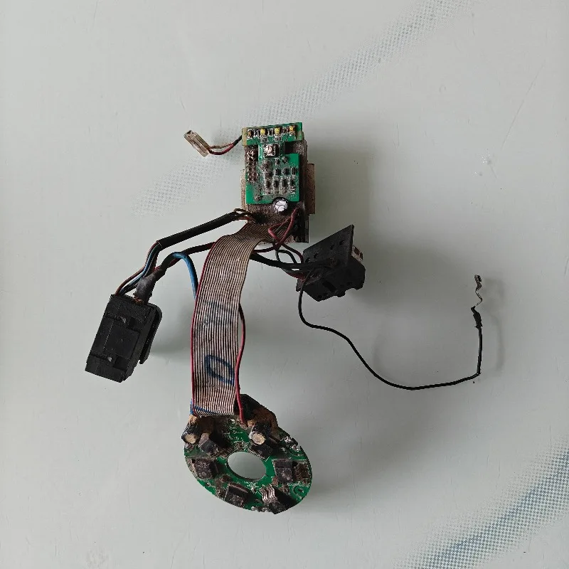 

Бесщеточный электрический ключ Mivoch 18 В, главное управление 2767, аккумуляторный угловой ключ, ударный гайковерт с максимальным крутящим моментом 300 Нм