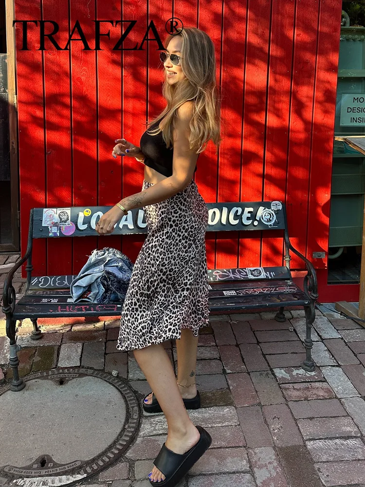 TRAFZA Female Street Chic Leopard Print Midi Skirts Summer Fashion Vintage Casual Hem Folds High Waist Zipper A-Line Skirts Y2K