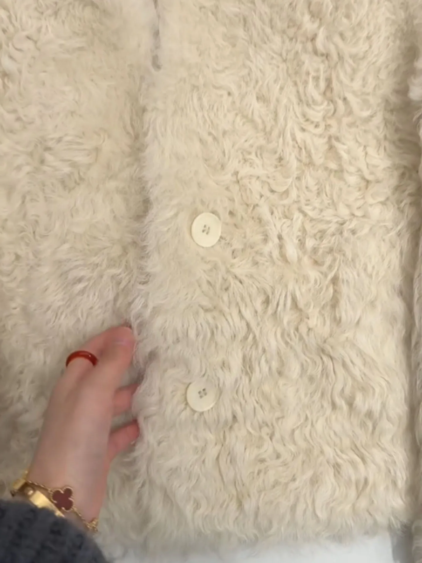 Einzigartiges, ultrasüßes Lederfell, beige Thiened Winterjaet, lässiges, mit Fce gefüttertes Oberteil für den Pendelverkehr, Stehen...