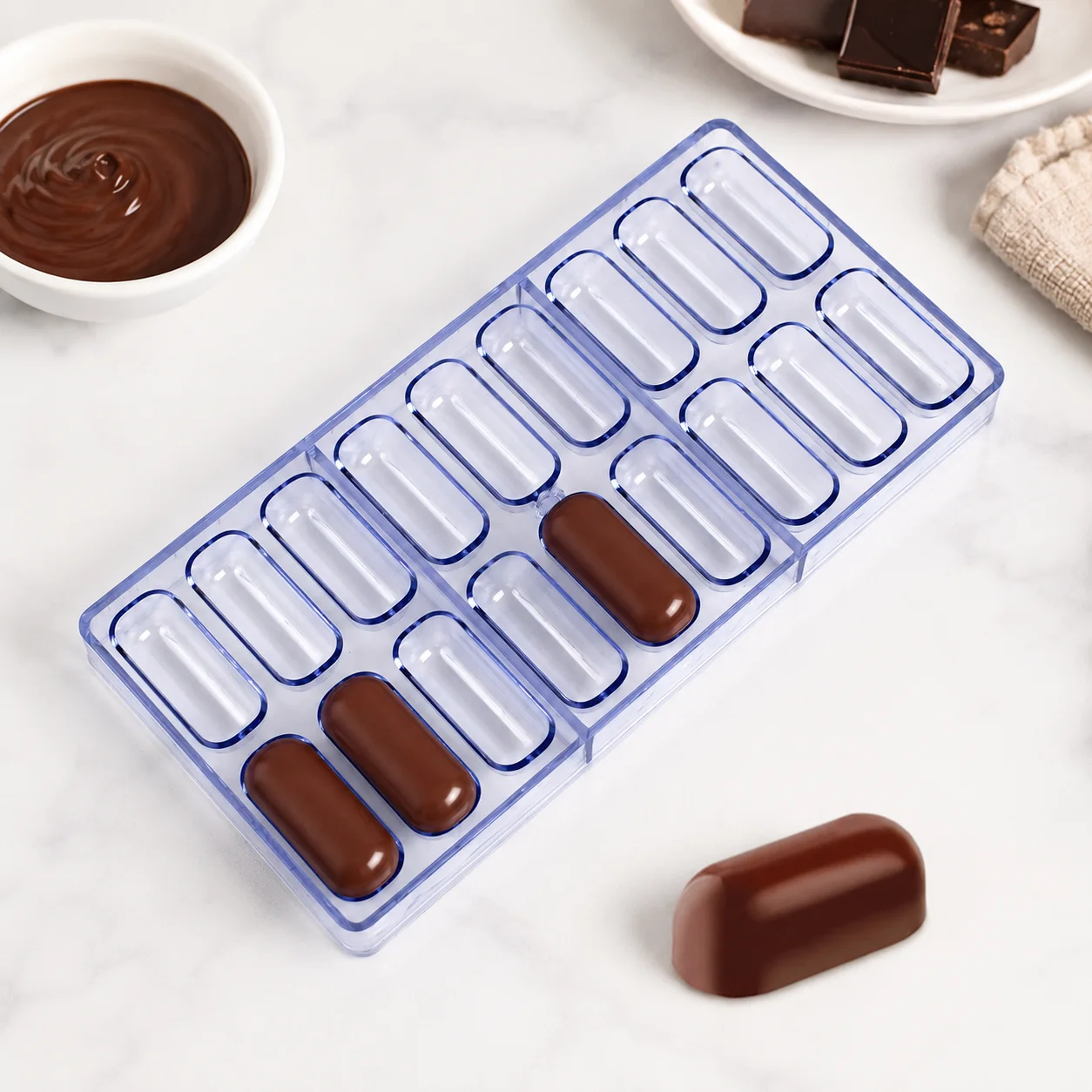 Polycarbonate Capsule Chocolate Mold, 18 Cavity, Beginner Friendly Candy Baking Mould