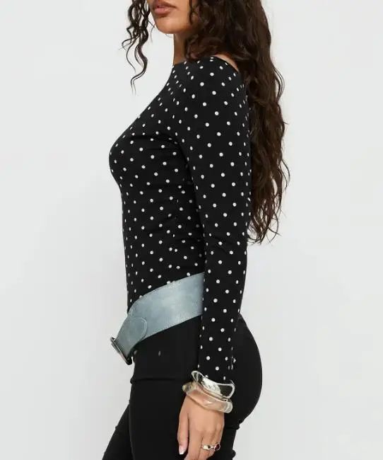 

2026 Spring/Summer New Arrival: Versatile Women's Black & White Polka Dot Long-Sleeve Slim-Fit Backless T-Shirt Top