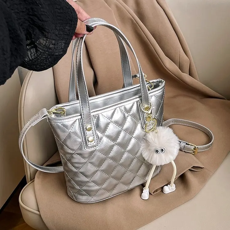 

2025 Autumn 278 New Zipper Shoulder Bag Fashionable and Simple Small Square Bag Casual Messenger Bag Versatile Handbag