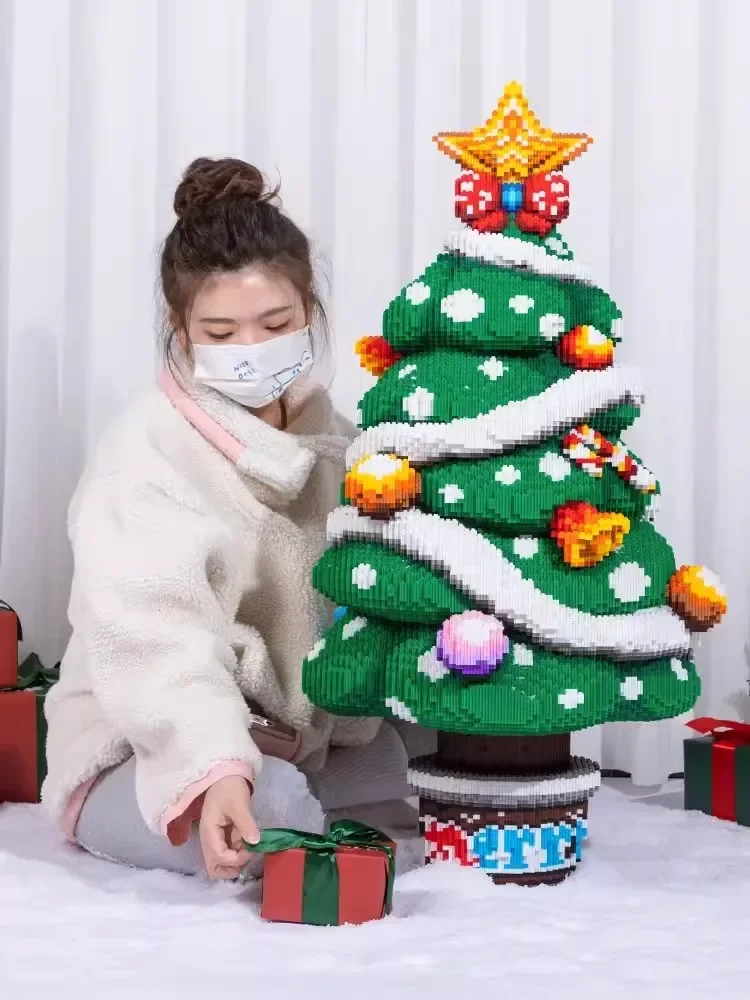 Huge Chirstmas Tree Santa Claus Magic Building Block Xmas Tree Assembled Puzzle Figure Connection Bricks Set Toy for Home Decor