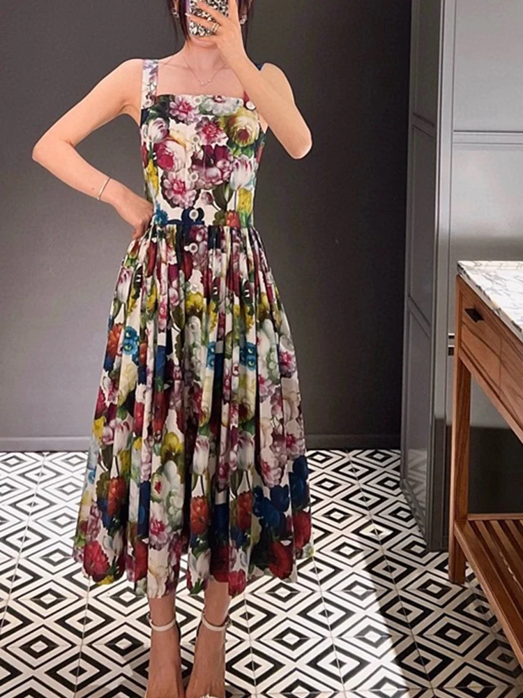 Fashionable and elegant printed cotton tube top suspender dress summer new single-breasted pocket waist swing long A-line skirt.