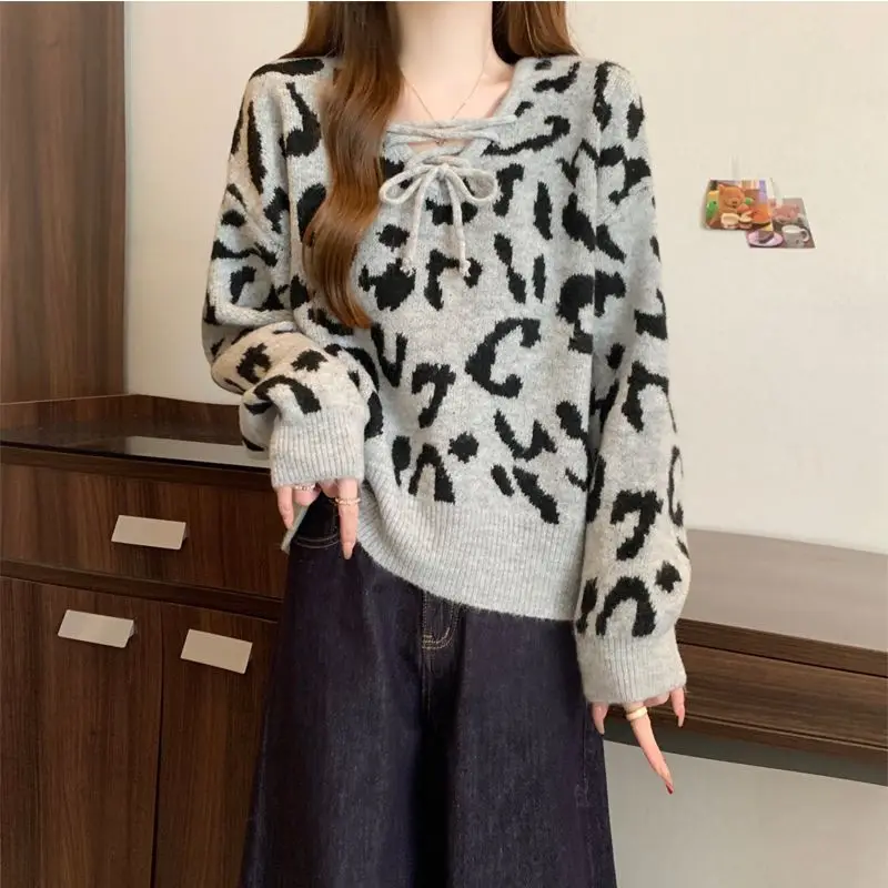 Retro Leopard Print Jacquard Lazy Style Pullover Sweater for Women New Large Size Loose Belly-covering Top