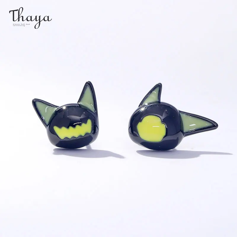 

Thaya Classic Women Earring S925 Silver Needle Vintage Earring Cat Design Cute Stud Earrings For Girls Fashion Jewelry Gifts